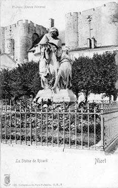 Iconographie - La statue de Ricard