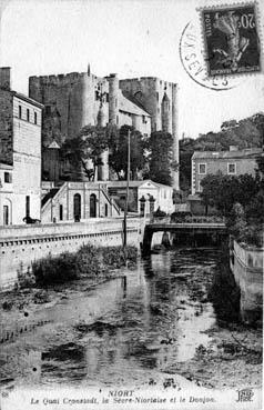 Iconographie - Le quai Cronstadt, la Sèvre-Niortaise et le Donjon