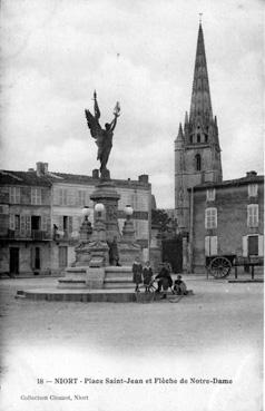 Iconographie - Place Saint-Jean et flèche de Notre-Dame