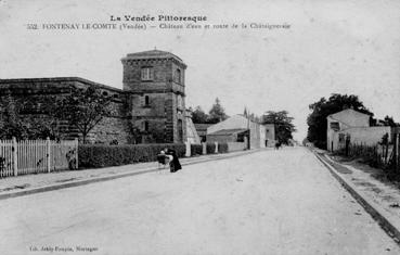 Iconographie - Château d'eau et route de la Châtaigneraie