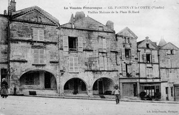 Iconographie - Vieilles maisons de la place Belliard