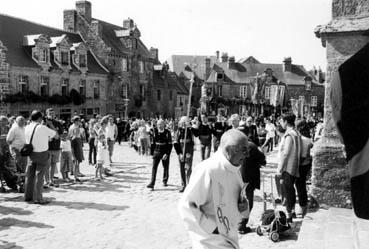 Iconographie - Locronan - La Croménie