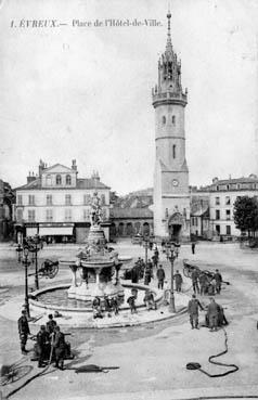 Iconographie - Evreux - Place de l'Hôtel de Ville