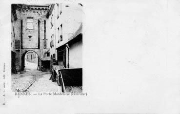 Iconographie - Rennes - La porte Mordelaise (extérieur)