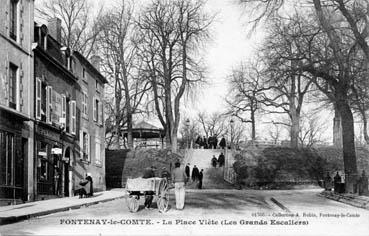 Iconographie - La place Viète (Les grands escaliers)