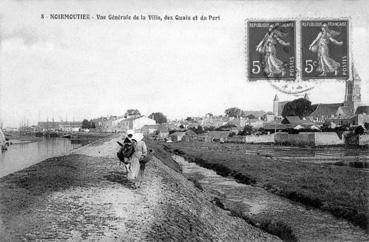 Iconographie - Vue générale de la ville, des quais et du port