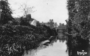 Iconographie - Guerre européenne - Les prisonniers allemands s'embarquent à Trentemoult-lès-Nantes