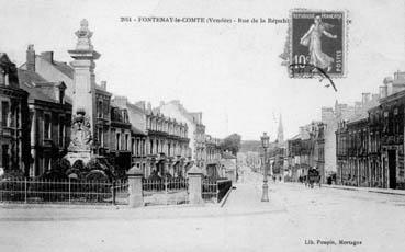 Iconographie - Rue de la République, prise de la Gare