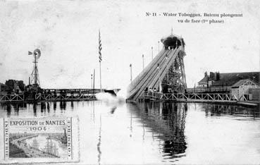 Iconographie - Water toboggan. Bateau plongeant, vue de face (1ère phase)