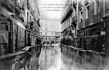 Iconographie - Nantes inondé - La rue des Halles