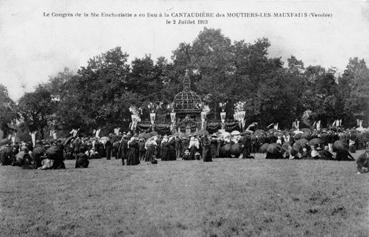 Iconographie - Le congrès de la Sainte Eucharistie a lieu à la Cantaudière