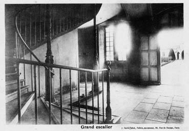 Iconographie - Institution Richelieu - Le grand escalier