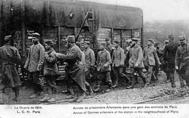 Iconographie - La guerre de 1914 - Arrivée des prisonniers allemands