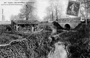 Iconographie - La Coussais - Le pont et le lavoir communal