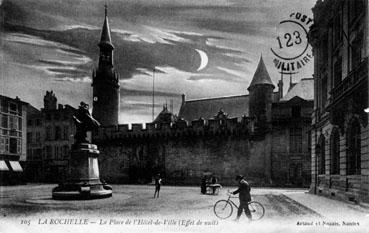 Iconographie - La place de L'Hôtel de Ville (effet de nuit)