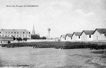 Iconographie - Revue des troupes à Parthenay