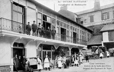 Iconographie - La Ruche Nantaise - Coopérative de boulangerie - Cour intérieur