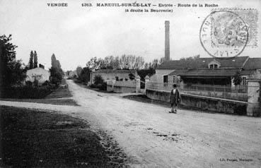 Iconographie - Entrée - Route de la Roche (à droite la beurrerie)