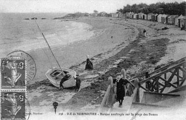 Iconographie - Barque naufragée sur la plage des Dames