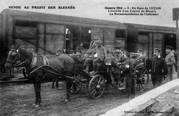 Iconographie - Guerre 1914 - En gare de Luçon - L'arrivée d'un convoi de blessés