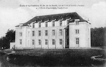 Iconographie - Ecole d'Agriculture de la Mothe-Achard - L'école d'Agriculture, façade Ouest