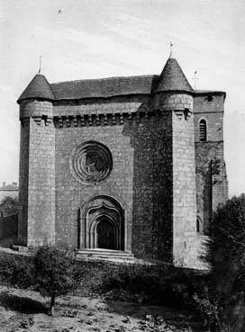 Iconographie - Façade Ouest de l'église fortifiée