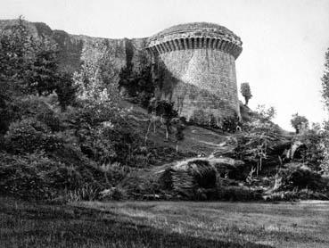 Iconographie - Le château - La tour du Vidame