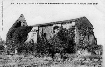 Iconographie - Ancienne habitation des moines de l'abbaye (côté Sud)