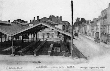 Iconographie - La rue du Marché - Les halles