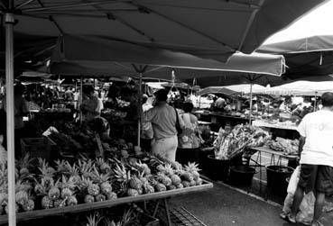 Iconographie - Saint-Paul - marché, ananas