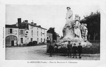 Iconographie - Place du monument G. Clémenceau