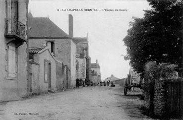 Iconographie - L'entrée du bourg