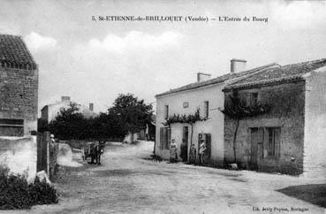 Iconographie - L'entrée du bourg