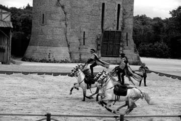 Iconographie - Le Grand Parcours du Puy du Fou - Le spectacle du donjon