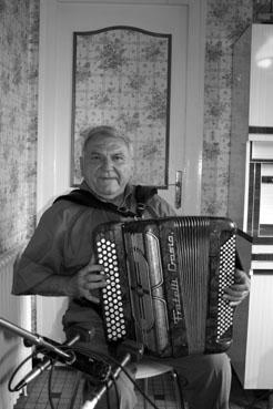 Iconographie - René Praud, accordéoniste