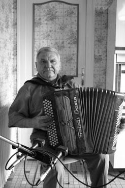 Iconographie - René Praud, accordéoniste