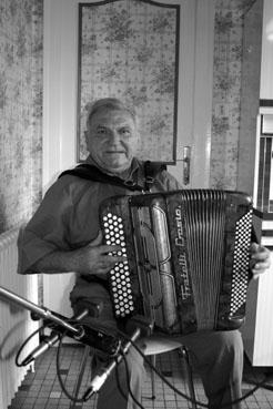 Iconographie - René Praud, accordéoniste