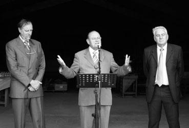 Iconographie - Inauguration du bâtiment de stockage au Vasais