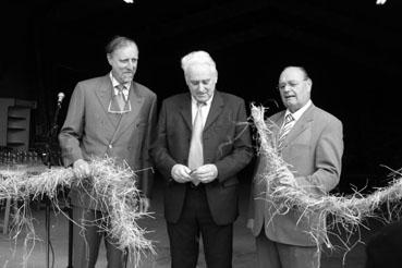 Iconographie - Inauguration du bâtiment de stockage au Vasais