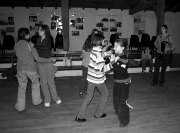 Iconographie - Atelier d'apprentissage de la danse traditionnelle