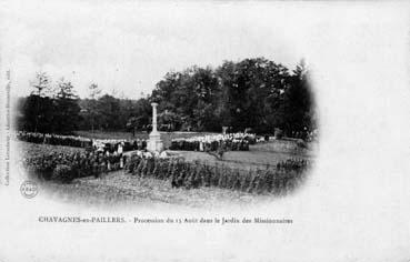 Iconographie - Procession du 15 août dans le jardin de Missionnaires