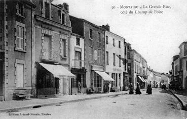 Iconographie - La Grande Rue, côté du champ de foire