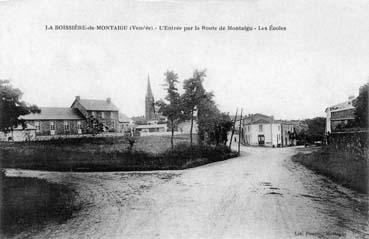 Iconographie - L'entrée par la route de Montaigu - Les écoles