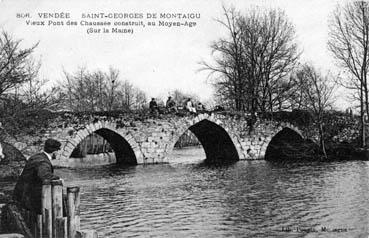 Iconographie - Vieux pont des Chaussées construit, au Moyen-Age (sur la Maine)