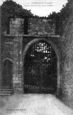 Iconographie - Porte d'entrée du vieux château