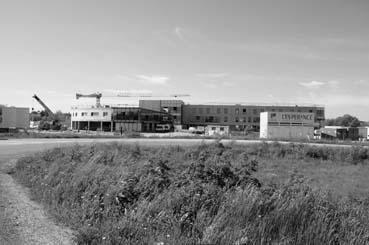 Iconographie - Le centre de la Croix-Rouge en construction