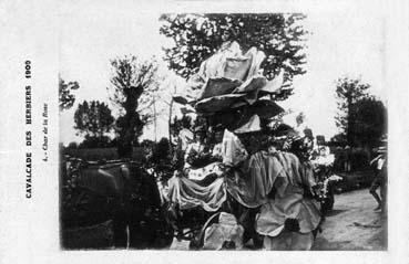 Iconographie - Cavalcade des Herbiers 1909 - Char de la reine