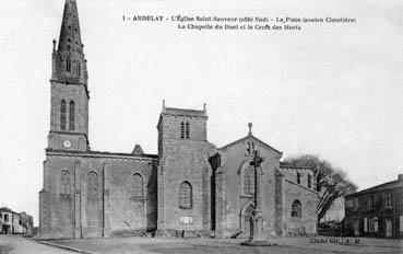 Iconographie - L'église Saint-Sauveur (côté Sud) - La place (ancien cimetière)