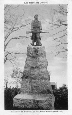 Iconographie - Monument en souvenir de la Grande Guerre (1914-1918)