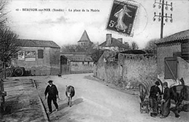 Iconographie - La place de la Mairie